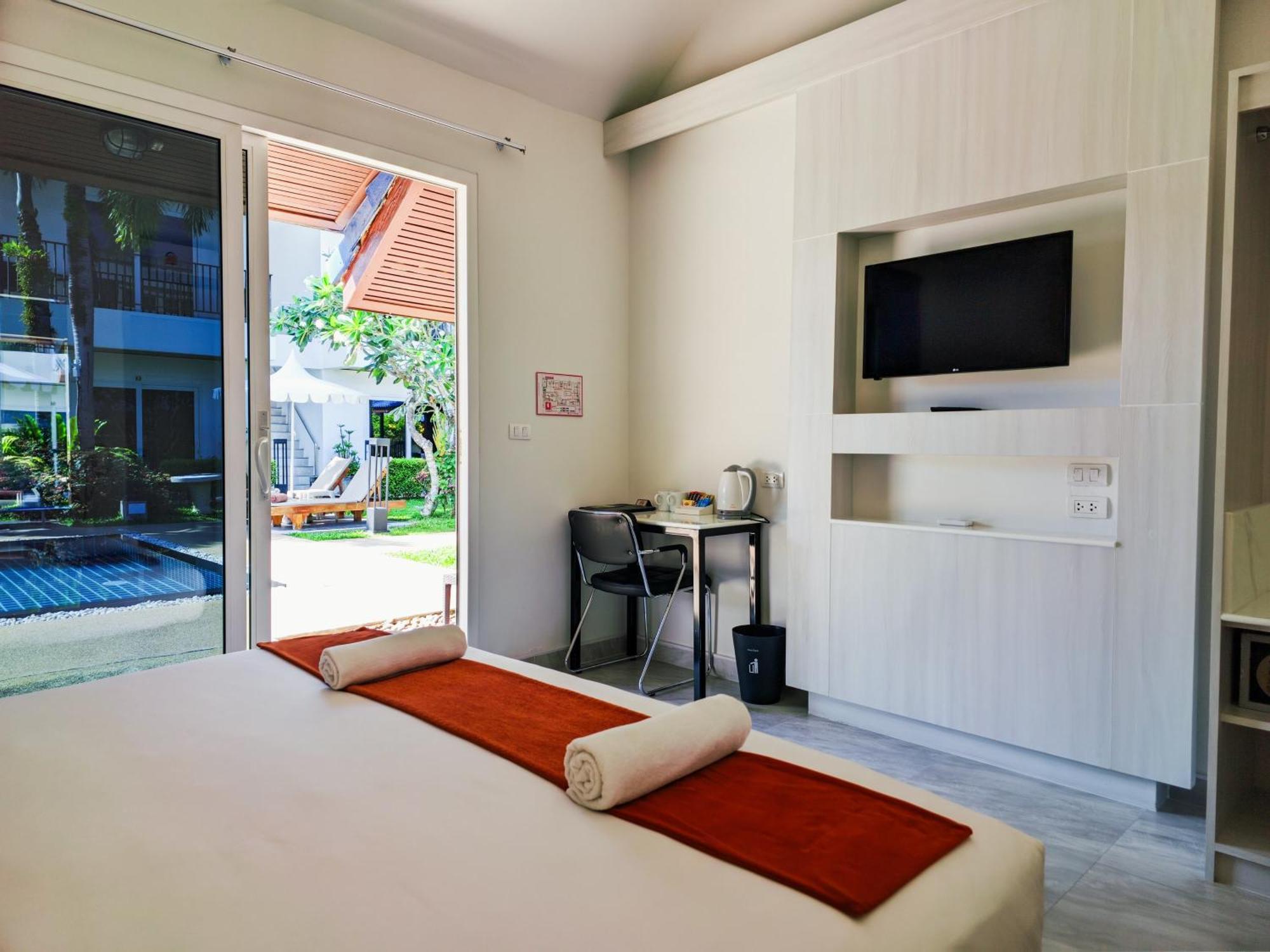 Phuket Airport Hotel - Sha Extra Plus Nai Yang Экстерьер фото